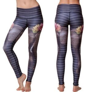 Teeki Elephant Love Hot Pants Large ✨ Made in USA